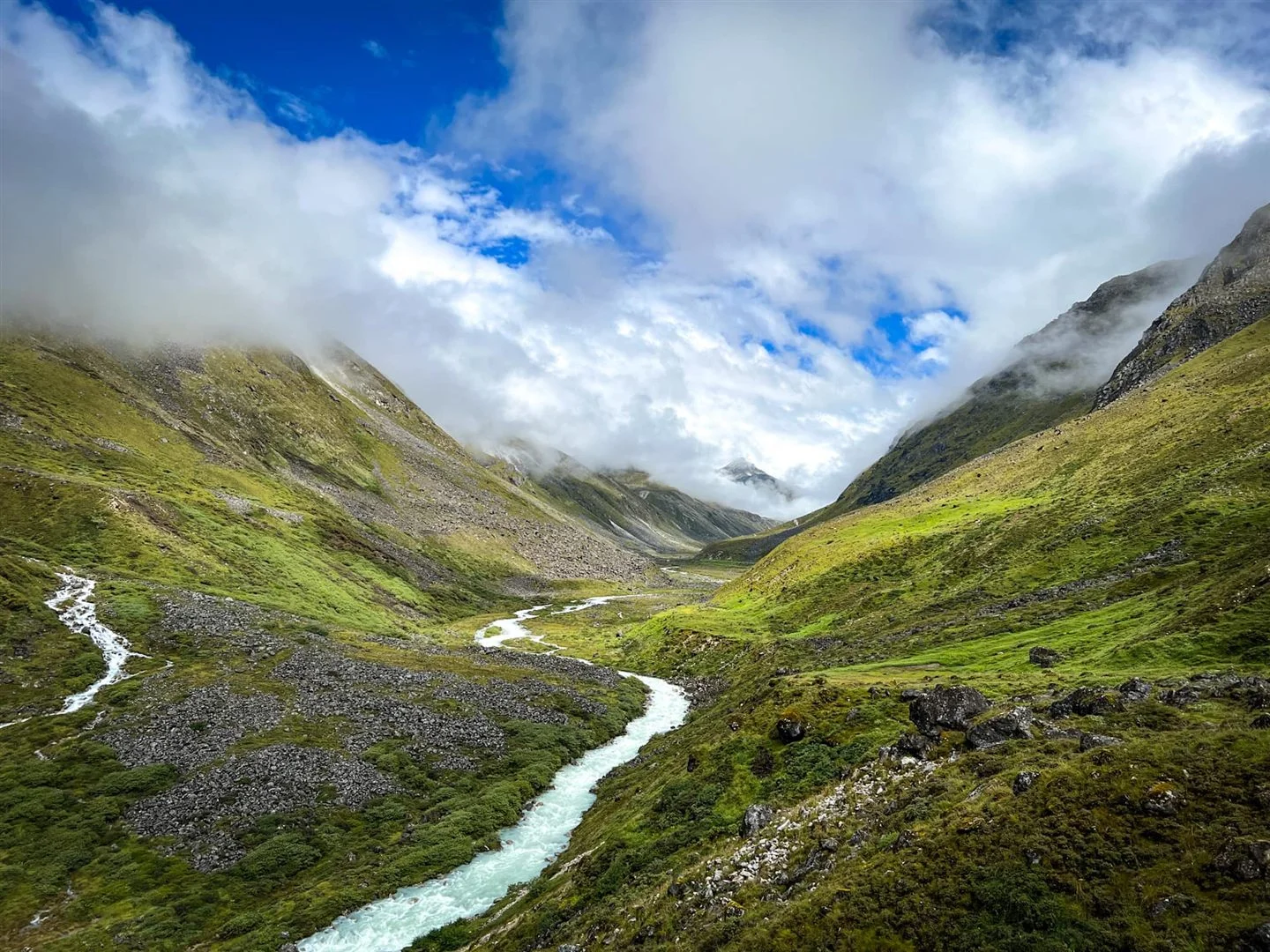 Jomolhari Lingzhi Trek